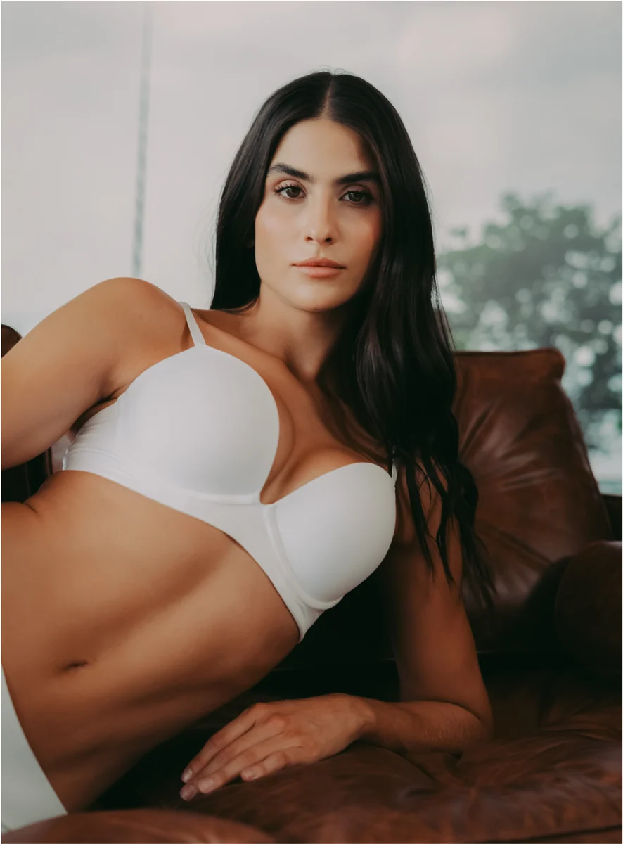 LEONISA MARZO